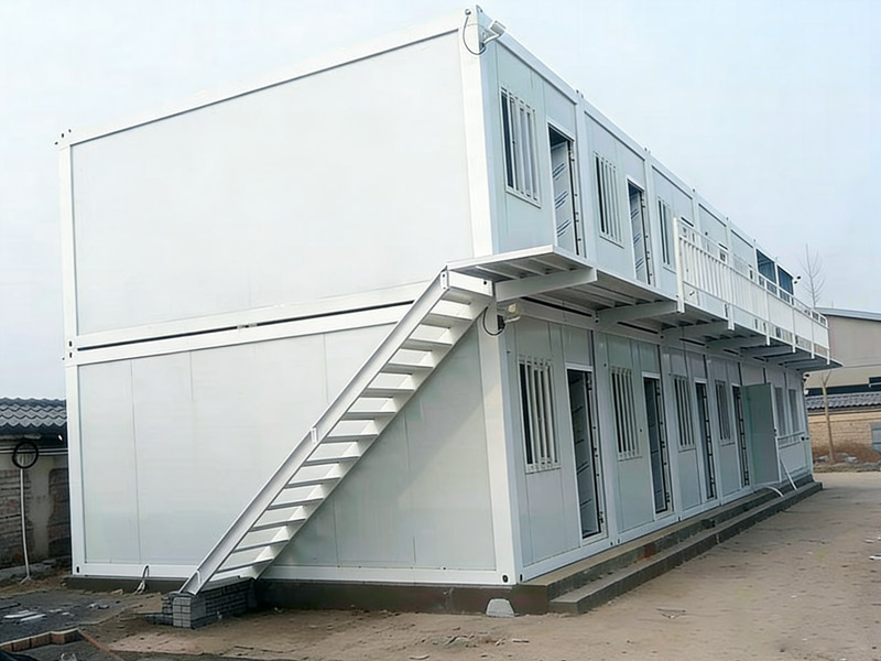 Projet d'hébergement de conteneurs modulaires à grande échelle