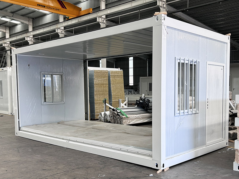 Maison de conteneur pliable